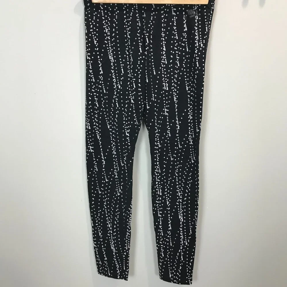 NIKE Sz M Leggings